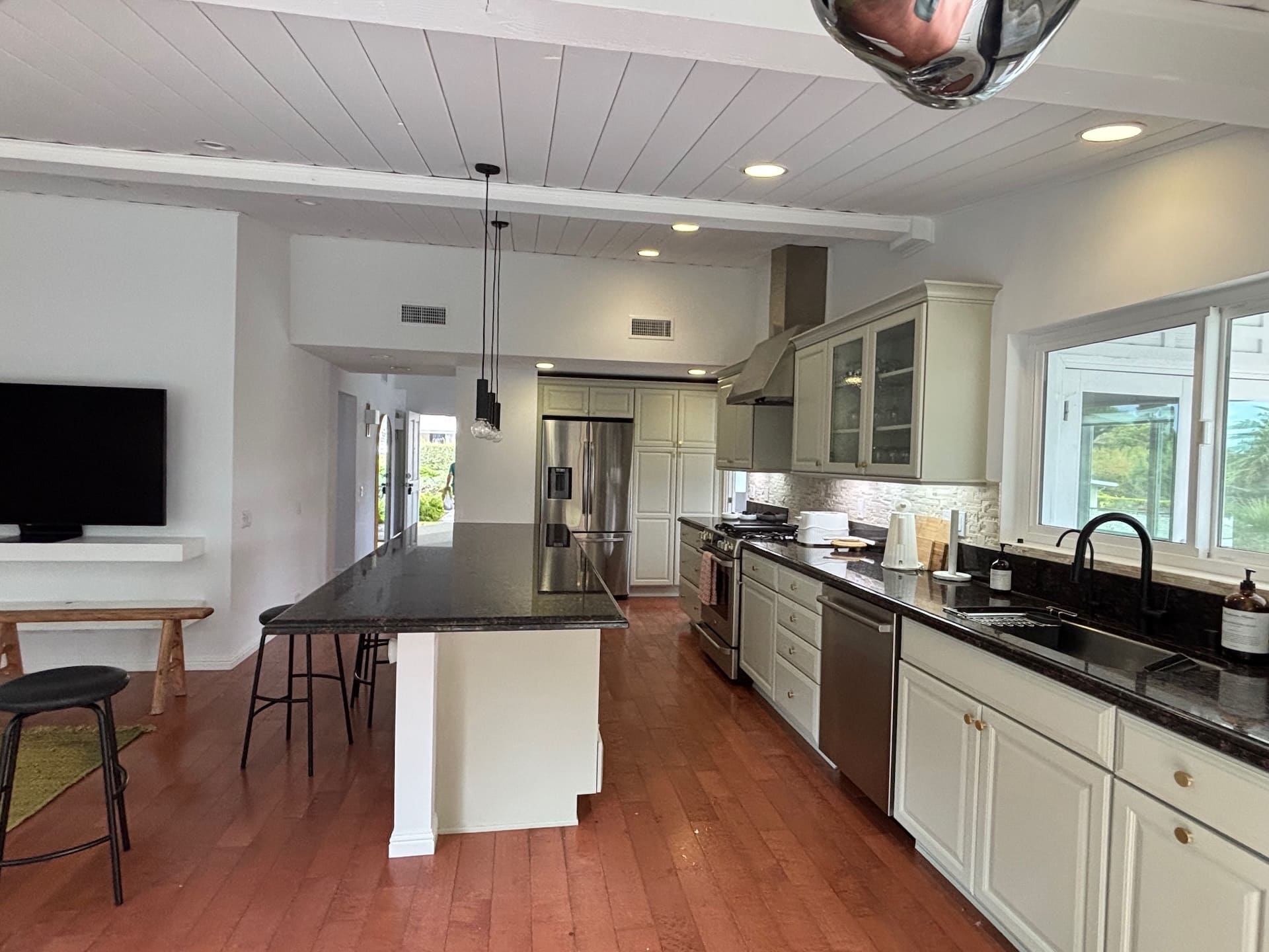 Airbnb Cleaning Services