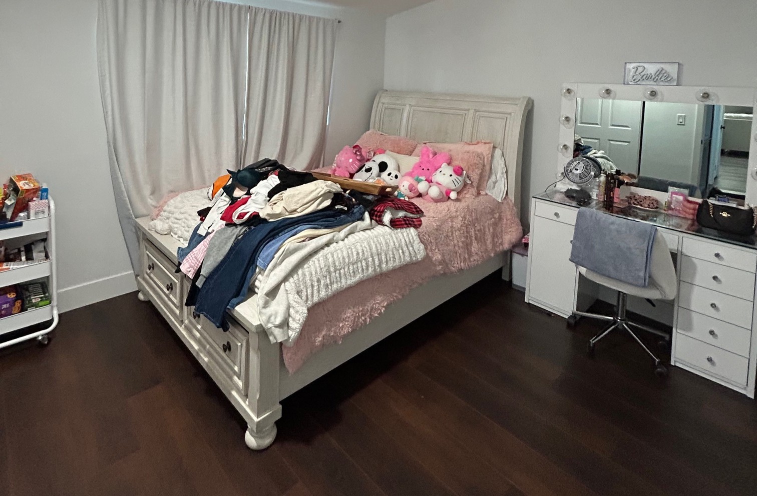 move in cleaning bedroom